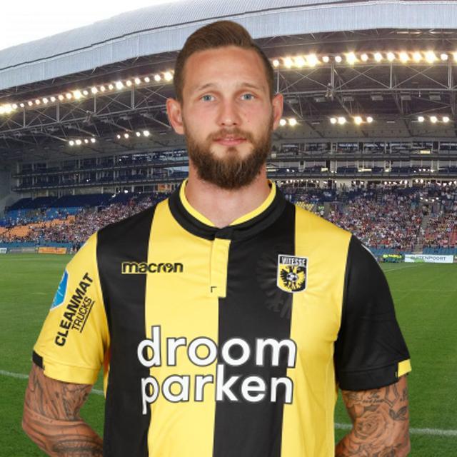 年轻队员 年轻队员