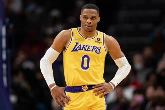 团战吃伤能 团战吃伤能